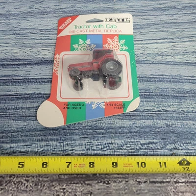 Cosechadora Internacional 7130 escala 1/64 Ertl 1987 diecast con tractor frontal de colección Foto 1 de 4