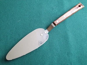 Vintage Prestige Cake Slice Wooden Handle Cutlery Utensil - Picture 1 of 3