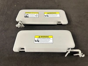 2019-2022 Kia Niro EV Right & Left Side Sunvisor Sun Visor Pair Gray OEM - Picture 1 of 13