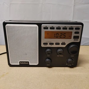 RadioShack Portable High Performance AM/FM/WX 12-589 W/ Cord. TESTED & WORKING - Picture 1 of 9