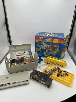 Vintage MicroMachines Super City Toolbox PlaySet Galoob 1988 NOT COMPLETE AS IS - Image 1 of 4