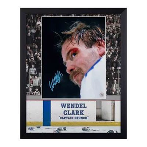 Wendel Clark Autographed Toronto Maple Leafs Hockey Warrior 19x23 Frame - Bild 1 von 1
