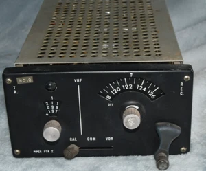 Transceptor de avión vintage Piper VHF PTRII - Imagen 1 de 2