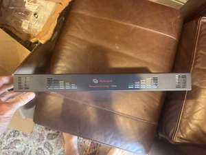 Avocent MergePoint Unity KVM over IP and Serial Console (MPU108EDAC001) 8-Ports - Afbeelding 1 van 2