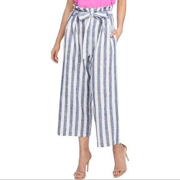 Pantalones recortados con cinturón y cintura bolsa de papel blanca/azul marino RACHEL ROY para mujer talla 6 Foto 1 de 4