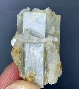 Hermoso cristal de aguamarina natural terminado de 17 gramos de Skardu Pakistán - Imagen 1 de 10