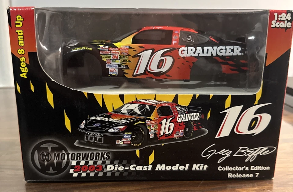 Greg Biffle 2003 Grainier Motorworks 1/24 Die-Cast Model Kit Nuevo y Precintado Foto 1 de 4