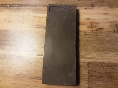 OLD ANTIQUE BLACK BEAUTY OIL SHARPENING HONE STONE FOR KNIVES RAZORS - Image 1 of 4