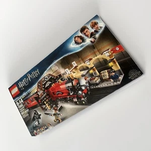 NEW LEGO Harry Potter Hogwarts Express (75955) 801 Piece Set Retired - Picture 1 of 3
