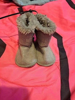 Botas de invierno para bebés talla 2 zapatos de bebé Foto 1 de 4