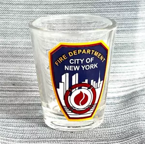 FDNY Departamento de Bomberos de Nueva York Torres Gemelas de Vidrio (Torre de la Libertad 911) - Imagen 1 de 3