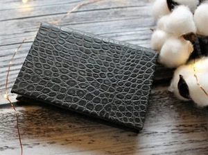 100% Handmade Genuine Leather Elegant Reptile Business Name Card Holder Box - Picture 1 of 6