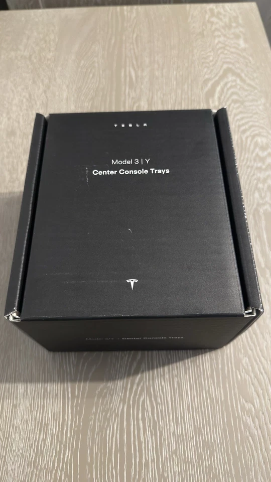 Bandejas de consola central Tesla modelo 3/Y PRE 2025 - genuinas y oficiales nuevas en caja Foto 1 de 4