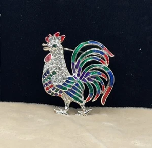 VTG RHINESTONE ENAMEL CHICKEN CHANTICLEER ROOSTER BIRD PIN BROOCH BLUE RED GREEN - Picture 1 of 3