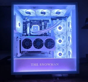 Gaming PC - The Snowman - RTX4070 Super - 32GB - 2.25 TB M.2 - Picture 1 of 7