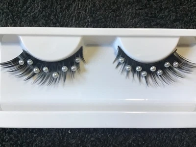 2 Pairs of PEARL EYELASHES FAUX MINK LONG Lashes Long b.color PRETTY! 😍  - Image 1 of 4