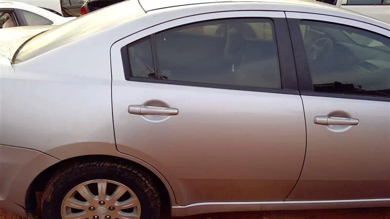 Puerta trasera derecha pasajero para Mitsubishi Galant 07-09 OEM Foto 1 de 4