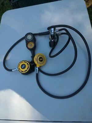 Octopus Conshelf SE2 Regulator set w/Conshelf 21 and Guages  - Image 1 of 4