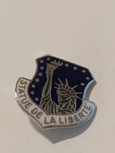 Statue De La Liberte Hinged Lapel Pin - Picture 1 of 5