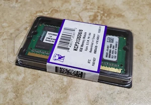 Kingston 8GB PC3-10600 DDR3-1333MHz non-ECC Unbuffered SODIMM 204pin KCP313SD8/8 - Picture 1 of 3