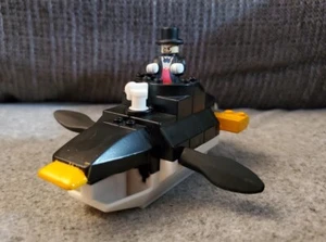 2008 McDonald's Batman Lego Penguin Figure - Picture 1 of 3