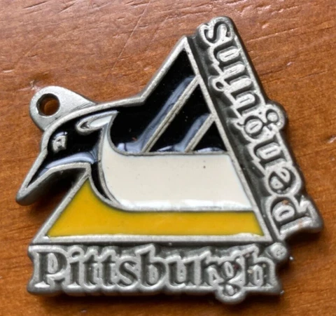 Vintage Pittsburgh Penguins Authentic NHL Pewter Key Chain 1992 Pendant Only Cover