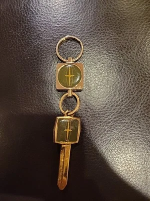 Lincoln Continental Mark III, IV, V, VI Uncut Key Diamond Collectors Town Car - Image 1 of 2