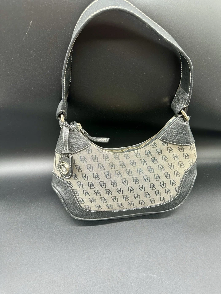 Bolso de mano vintage Dooney & Bourke Baguette Hobo Bucket años 2000 Foto 1 de 4