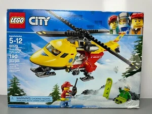 LEGO City 60179 Elicottero Ambulanza 190 pz 3 Minifigure Nuovo Scatola Imperfetta - Foto 1 di 11