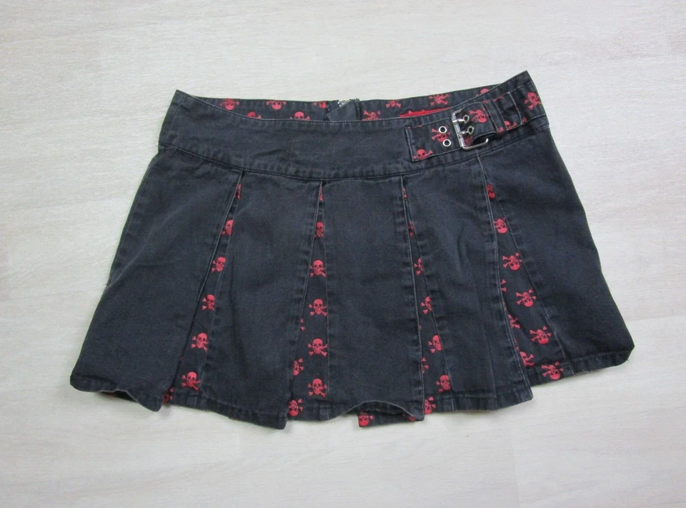 Tripp NYC Sz Large Black Pink Vintage Grommet Punk Mall Goth Pleated Mini Skirt  - Image 1 of 4