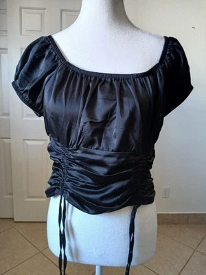 Almost Famous Top Womens  XL  Black  Shortsleeve Ruched Crop Top Y2K 90's - Image 1 of 4