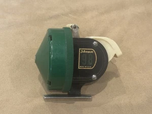 Mulinello da Pesca Vintage VERDE Nero Johnson Modello 98 - Foto 1 di 5
