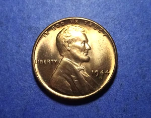 1944-S Lincoln cent Ch. BU Red - Picture 1 of 2