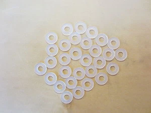 30 pezzi rondella M2,5 DIN125 rondella a U in plastica poliammide - Foto 1 di 1