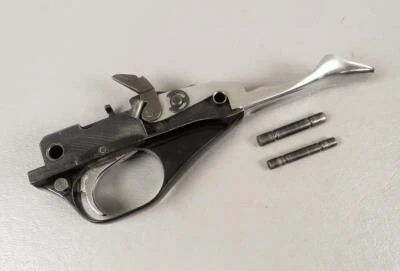 FOX 12 Ga Semi Automático ESCOPETA GATILLO De Colección Escopeta Pistola Pieza Foto 1 de 4