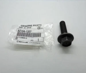 KAWASAKI Genuine VN900BMFAL Flanged Bolt 12x45 92154-1357 NEW from JAPAN - Picture 1 of 2