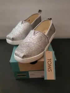 Neu Toms Youth silber schillernder Alpargata Slipper Schuh Gr. 12,5y - Bild 1 von 11