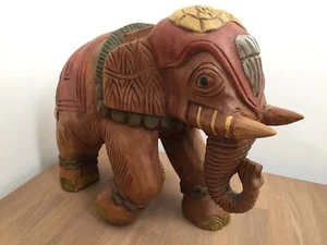 Großer massiver Elefant aus Holz - handgeschnitzt bemalt - Unikat - sehr selten - Bild 1 von 12