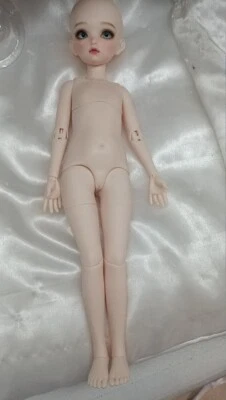 Boneca BJD 1/6 CRIANÇA Irene pele branca menina maquiagem facial sem presente + olhos livres - Imagem 1 de 4