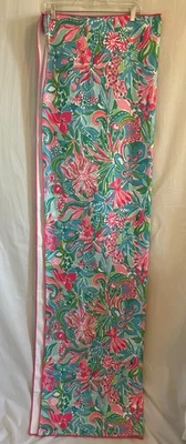 Негабаритное пляжное полотенце Lilly Pulitzer разноцветное тропическое великолепие на песке - Изображение 1 из 4