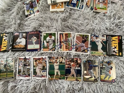 Baseball Sports Card Lot - 14 Different Topps And Fleers Sports Cards - Image 1 of 4