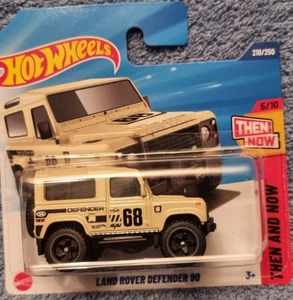 HOT WHEELS 2023 242/250 LAND ROVER DEFENDER 90 NEW ON CARD - Picture 1 of 3