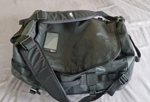 The North Face Base Camp Duffel Bag Small. Schwarz - Bild 1 von 6