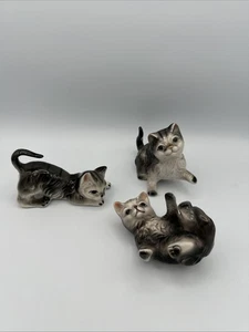 Set Of 3 Porcelain Cat Figurines - Very Cute - Rolling Tumbling Sneaking Playing - Picture 1 of 19