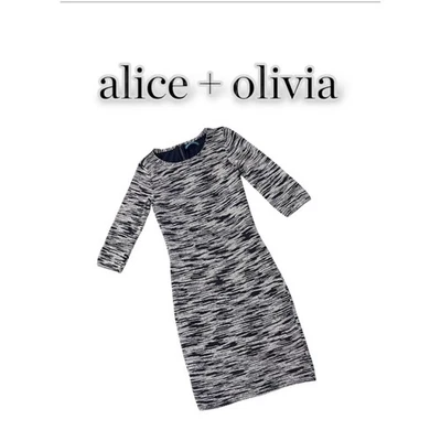 Vestido Alice + Olivia para mujer tejido ceñido al cuerpo manga 3/4 azul blanco carrera Foto 1 de 4