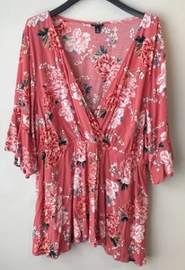 Torrid Blouse Pink with Flowers Flowy Sleeve V-neck Stretchy Waist Tunic Size 2 - Picture 1 of 18