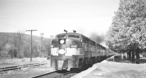 25CC917 NEG 1950s NEW YORK CENTRAL RAILROAD LOCOMOTIVE #1048 - Picture 1 of 1