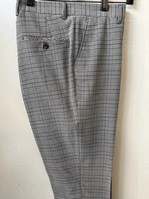 Pantalones para hombre frente plano, ajuste moderno, cuadros blanco y negro Art.320 Foto 1 de 4