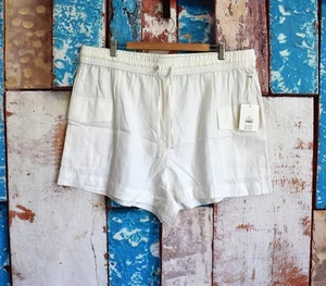 Women's Free Assembly Utility Pull-On Shorts 3.5” Inseam XXLARGE Bright White - Picture 1 of 9