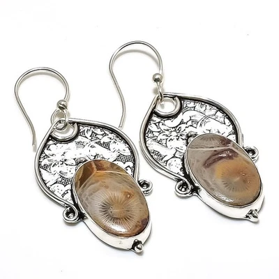 Pendiente de joyería de plata de ley 925 hecho a mano con piedras preciosas de coral fósil 2,36" M315 Foto 1 de 2